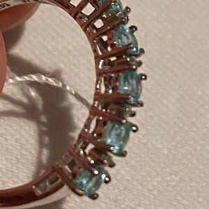 White 14k ring Estate vintage band w aqua colored faceted stones Size 7.75 - 8